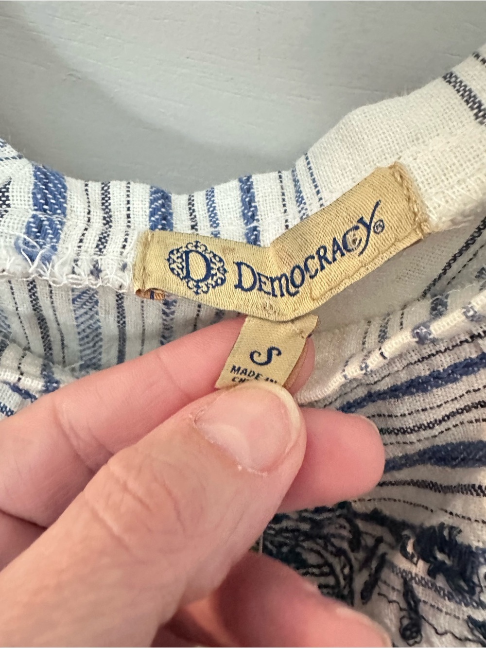 NEW Democracy S blue stripe linen blend off the shoulder top coastal vacation - Picture 7 of 14